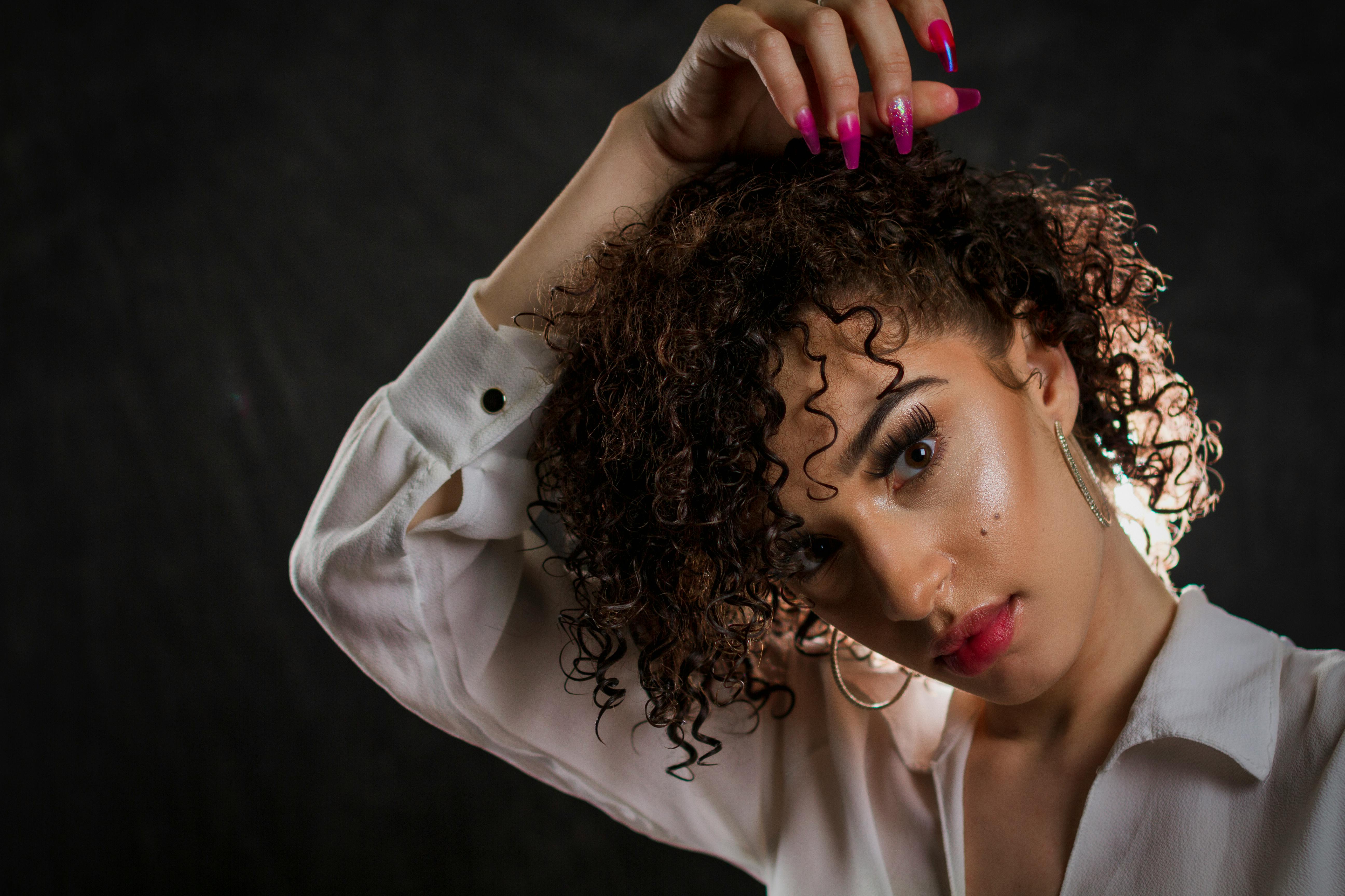 《拂晓之约》剧集海报