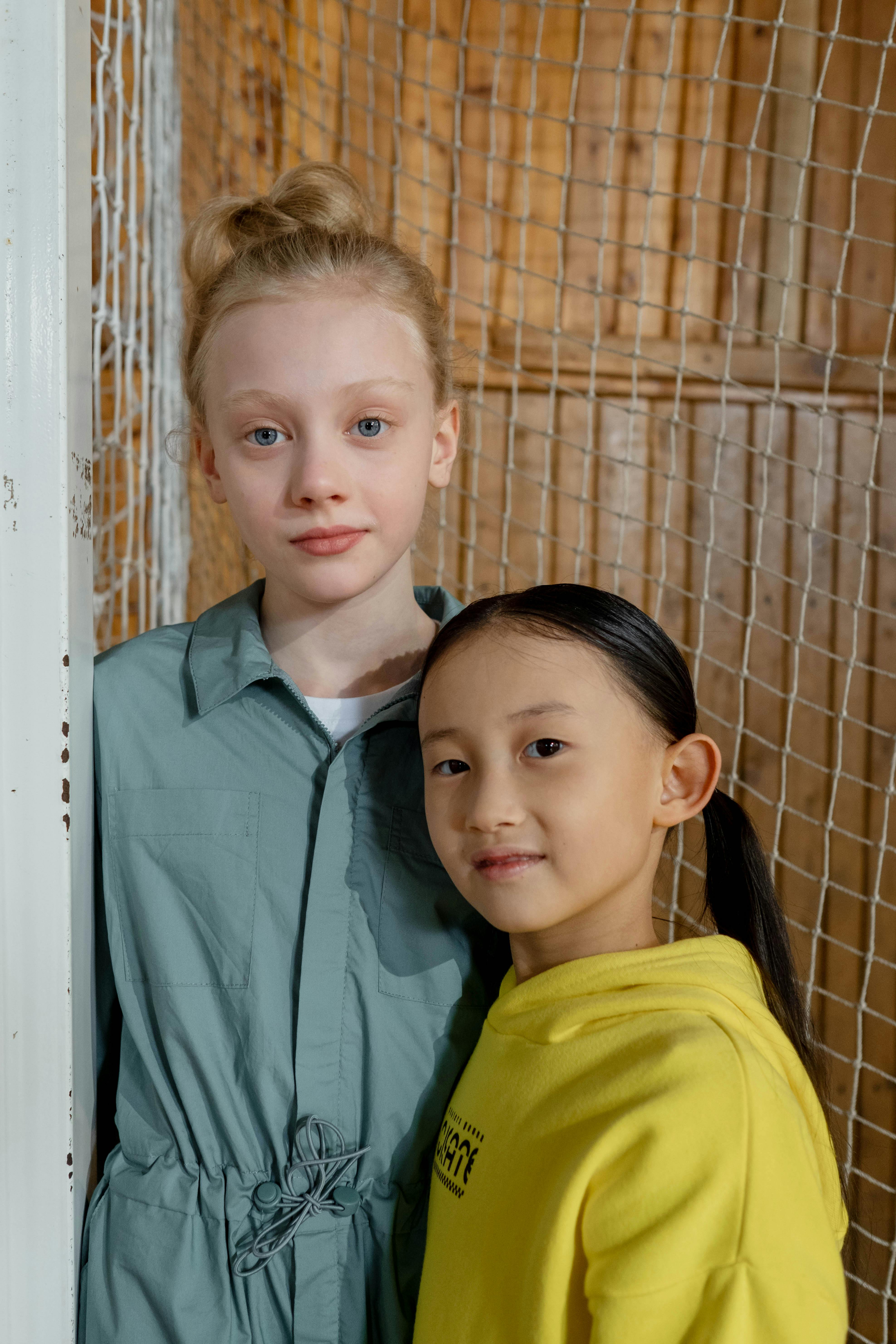 《城市雾语》剧集海报